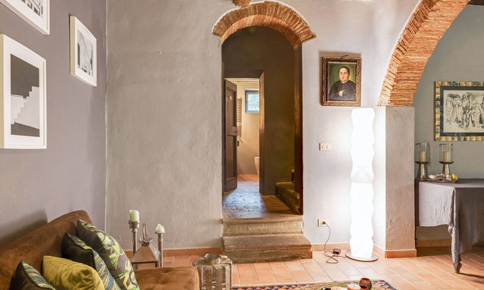 San Giuliano Terme House | Holiday Home in Molina di Quosa near Pisa