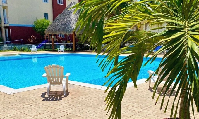 Colonia Centro Condo | It's Casa Sea-esta time! Escape to this 3-bdrm condo, one block from the ocean.
