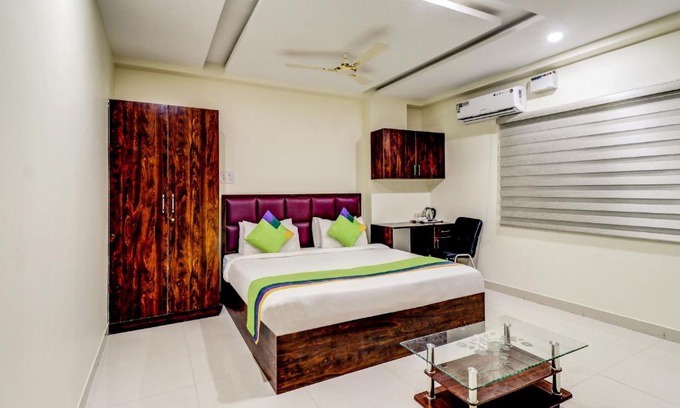 HSR Layout Hotel | Itsy Hotels Kozy Rooms