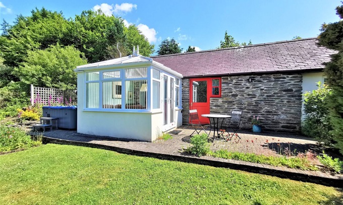 Llanfyrnach Cottage | Ivy Cottage