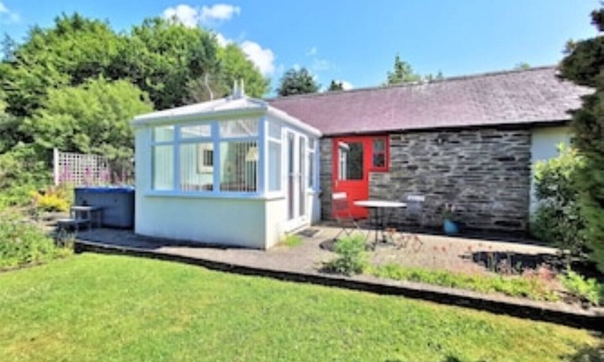 Llanfyrnach Cottage | Ivy Cottage