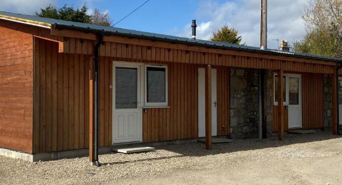 Dyce House | Ivy Cottage-Serviced accommodation