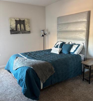 Van Nuys Apartment | Ivy's Place