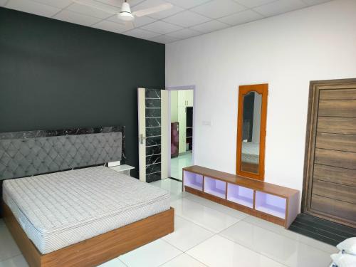 Mannarkkad House | IYER SQUARE