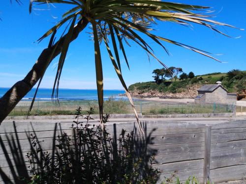 Douarnenez Bed & Breakfast | Izella