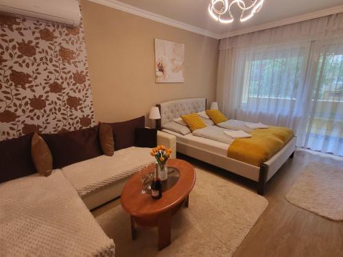 Szarvas Apartment | Jókai Apartman Szarvas