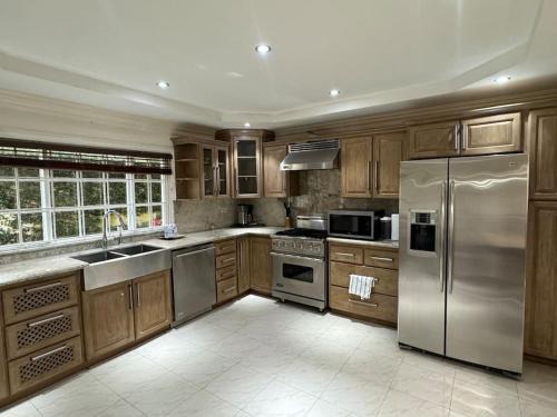 Jack's Hill Villa | Jacks Hill Villa - Kingston