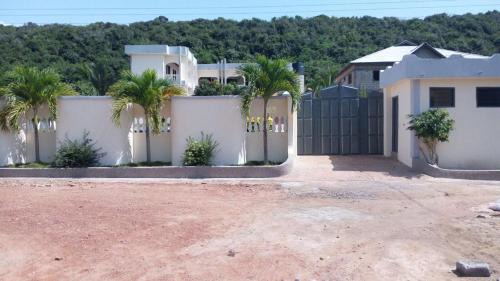 Anomabo House | Jackson Guesthouse Anomabo