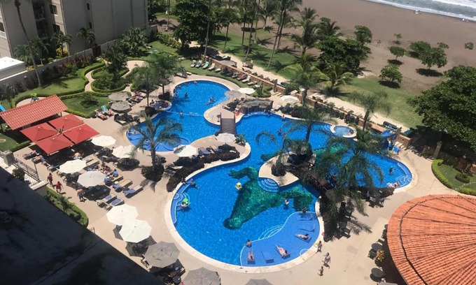 Barrio Los Faroles Apartment | Jaco Oceanfront Condo #1119 in a Luxury Resort