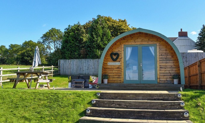 Margam Cottage | Jacob's Den - UK40976