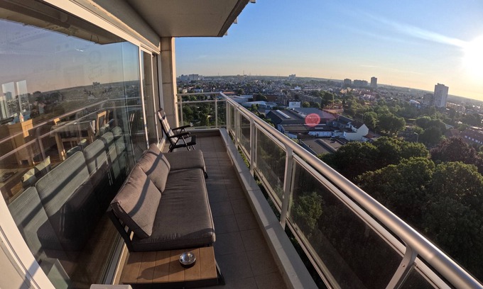 Deurne Apartment | Jacuzzi, 5min city center, free parking, nice view