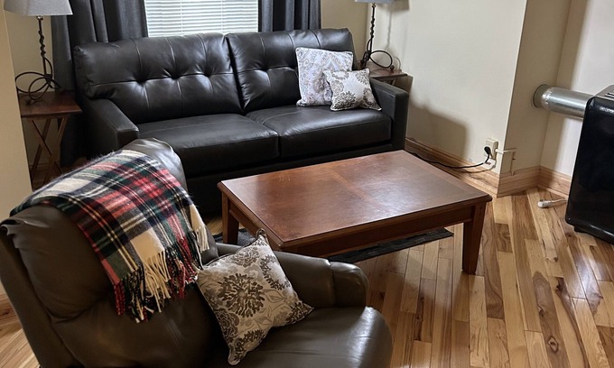 La Crosse House | Jake's Place