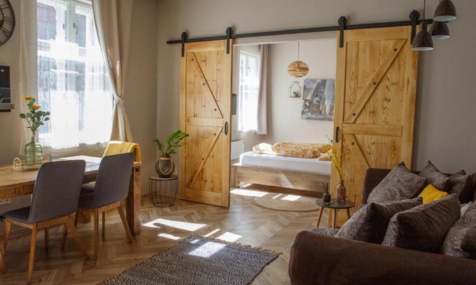 Gyor Apartment | JAM Studio Apartment