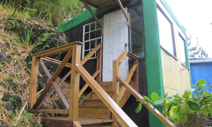 Blue Mountains National Park Cabin | Jamaica House - The Blue Mountain Wilderness Retreat