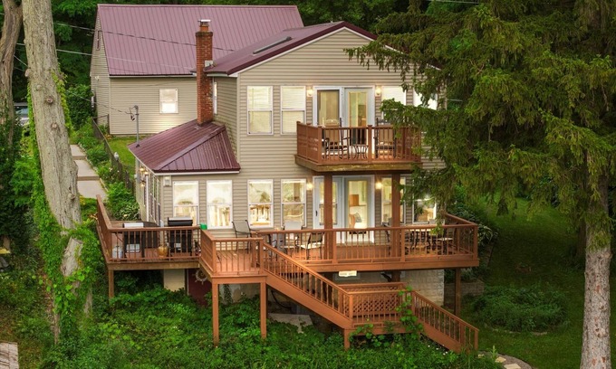 Jamesville House | Jamesville Lakehouse Retreat