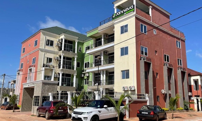 Old-Yundum Apartment | Janneya Apartments Dalaba Estate