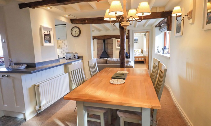 Thornthwaite Cottage | Jasmine Cottage