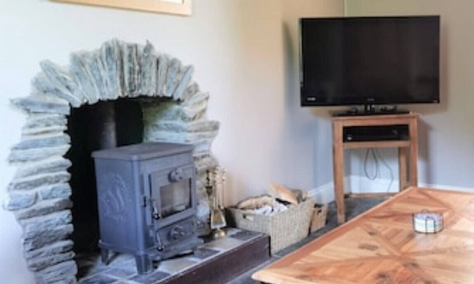 Llanfyrnach Cottage | Jasmine Cottage