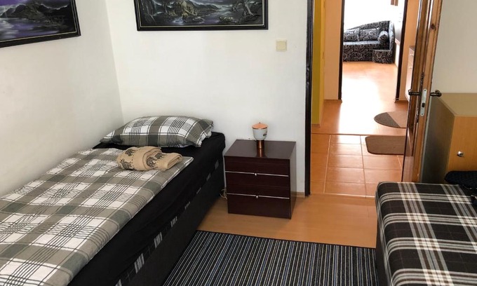 Nad Jazerom Apartment | JEDENAST.SK, Námestie kozmonautov 5 Apartmán