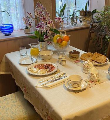 Walsingham Bed & Breakfast | Jeffrey’s B and B