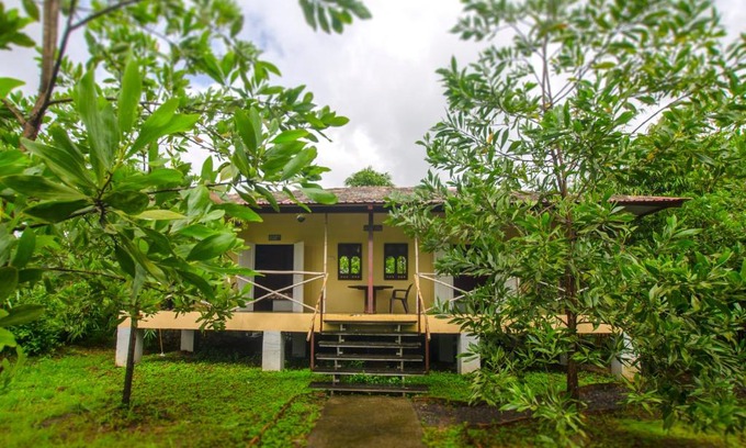 Roha Hotel | JenJon Wood County Phansad Alibaug