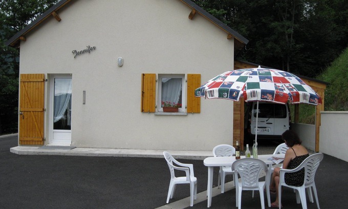 Laveissiere Ski Chalet | - jennifer cottage -