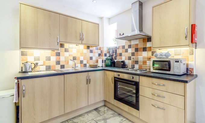 Diggle Cottage | JENNY'S COTTAGE, character holiday cottage, with open fire in Diggle