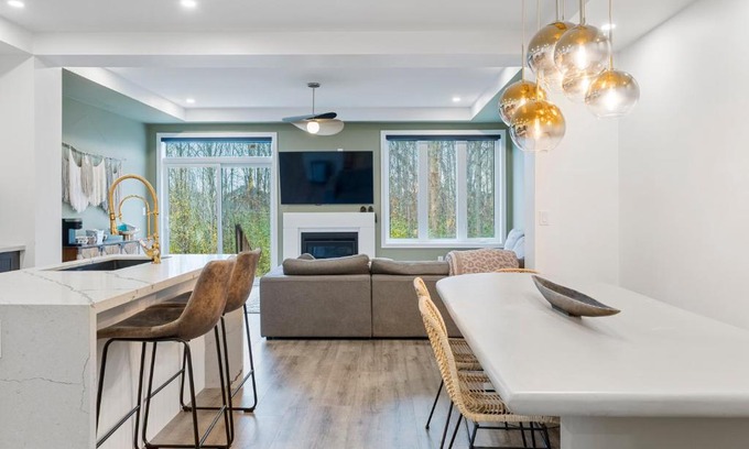 The Blue Mountains House | Jewel of Blue Mountain