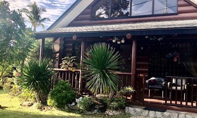 Tagaytay House | JKL Luxury Holiday Loghomes with outdoor Jacuzzi