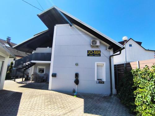 Ljubljana Apartment | JO-MA apartma - SAFE parking