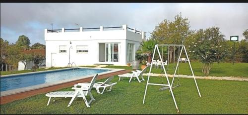 Sanlucar la Mayor House | Joju