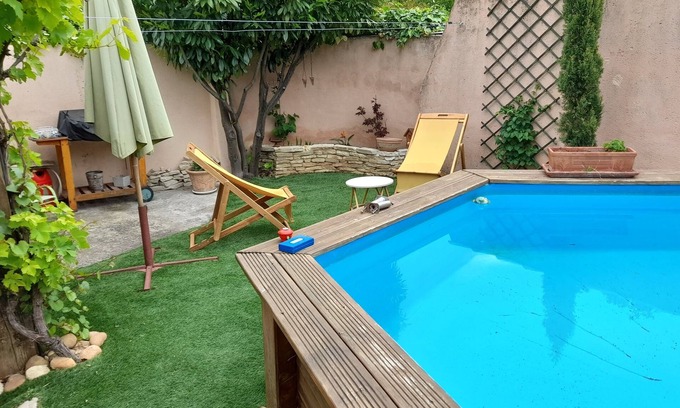 Jonquerettes House | Joli Gite Avec Jardin et Piscine Privatifs Proche Avignon