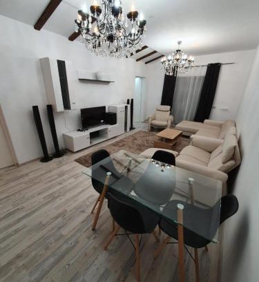 Braila Apartment | Jolie Art