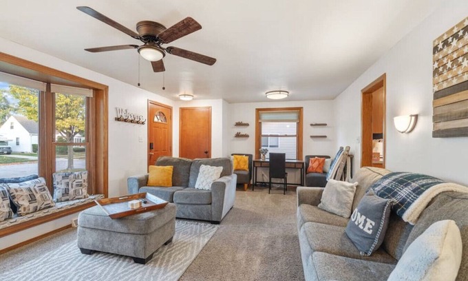 Green Bay House | Jordys Toe Tap- Lambeau Retreat!