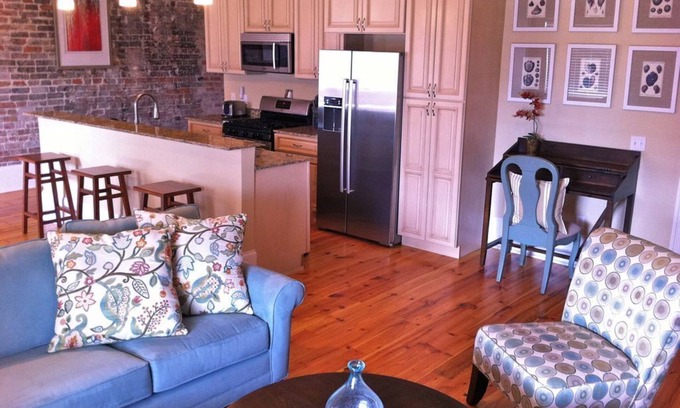 Arts/Warehouse District Condo | "Josephine" Historic Arts District Condo, Walk to Smoothie King, Superdome & Mor