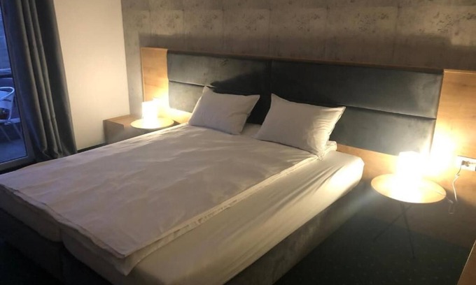 Timisoara Villa | Joy City Stay Villa Rosa Double