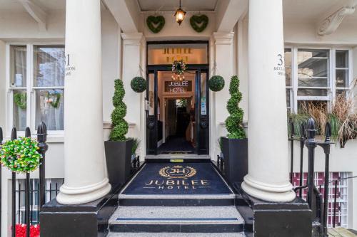 Warwick Hotel | Jubilee Hotel Victoria