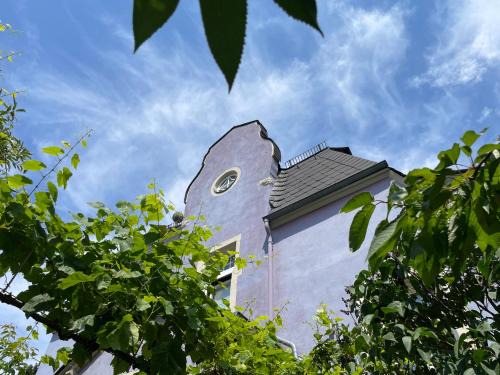 Langenlonsheim Bed & Breakfast | Jugendstil-Hof