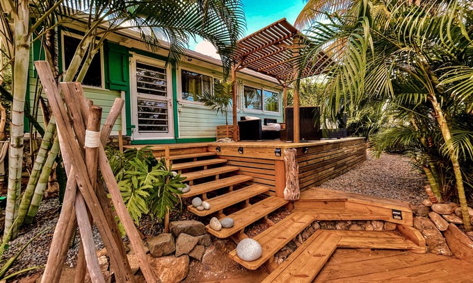 Orient Bay Cottage | Jungle Cottage Orient Bay: Charming and authentic