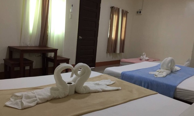 Tawala Bed & Breakfast | Junlyn Apartelle Single Room - Room good for 2nn