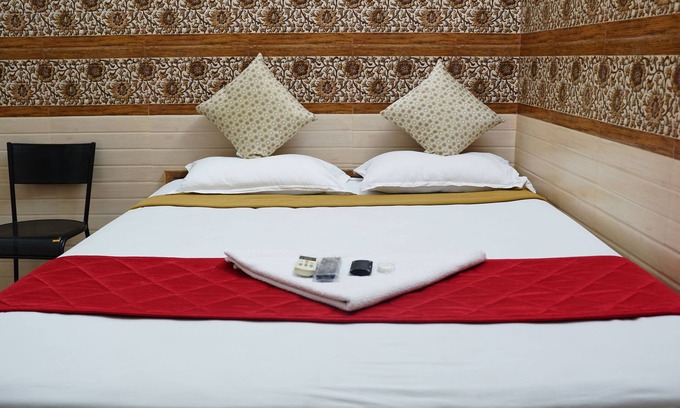 Nanganallur House | Just Guest House