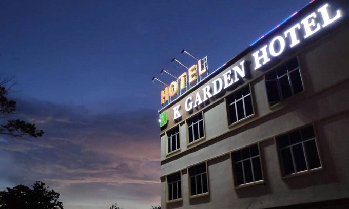 Kampung Permatang Tok Mamat Hotel | K GARDEN HOTEL (PB) SDN BHD