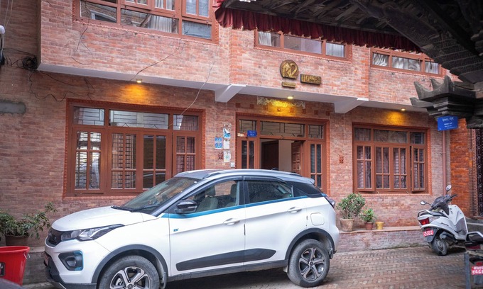 Lalitpur Hotel | k2Homes