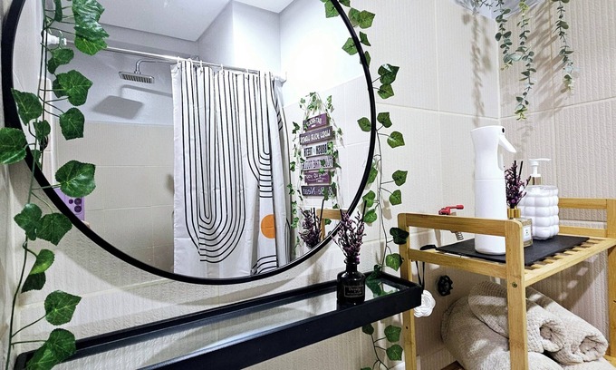 Quezon City Condo | K3 Staycations T5-2551A