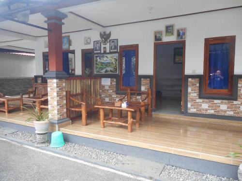 Besakih House | Kadek Homestay