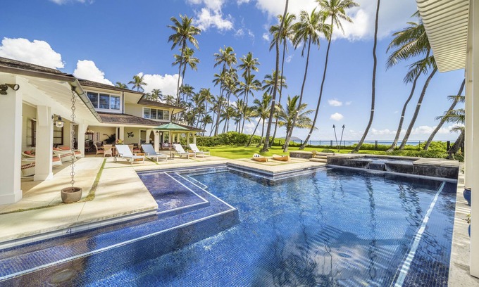 Kahala House | Kahala Beachside Estate: Luxury Estate w/Pool, Jacuzzi, AC & Spacious Yard