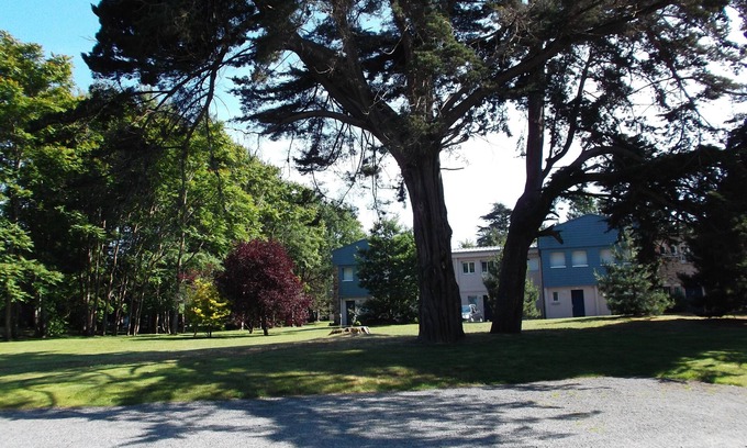 Saint-Pair-sur-Mer House | Kairon plage Baie Mont st Michel gite in wooded grounds 500m from the beach