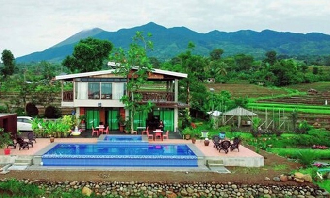 Canloan City House | Kalaparan Farm House by Hiverooms