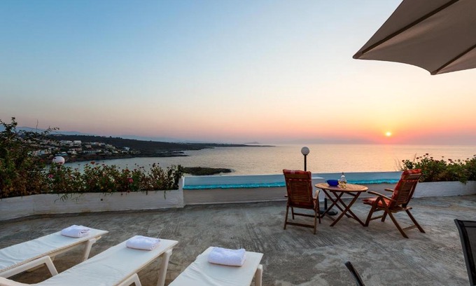 Chorafakia Villa | Kalathas Sunset Villa