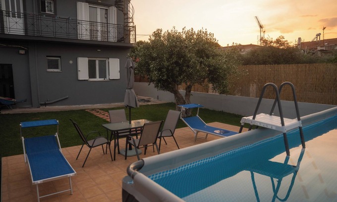 Kamares House | Kamares Calm & Comfort By Greece Apartments